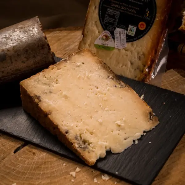 Queso Gamoneu D.O.P (250g)